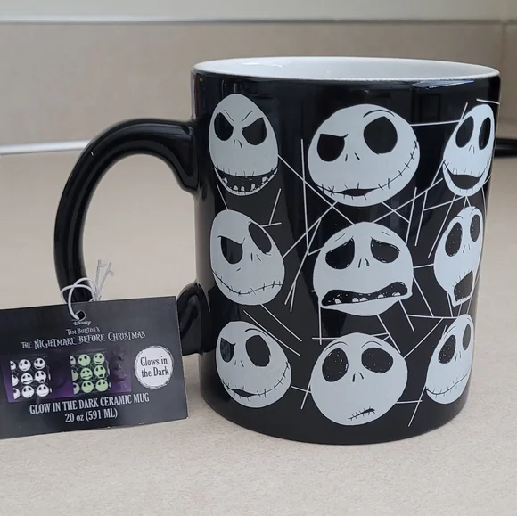 Disney Jack Skellington 20 oz Glow In The Dark Mug! - Picture 11 of 11